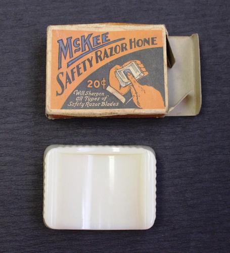 Glass Hone Safety Razor Blade Sharpener by Crystal Stropper Co. Milton Ma  in Original Box New Old Stock