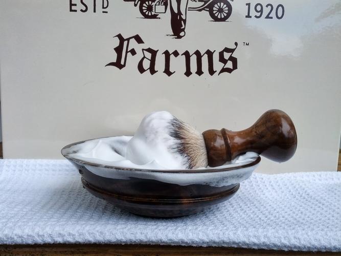 Name:  Nick's Walnut Burl Super Badger and Bowl with Lather.jpg
Views: 433
Size:  39.8 KB