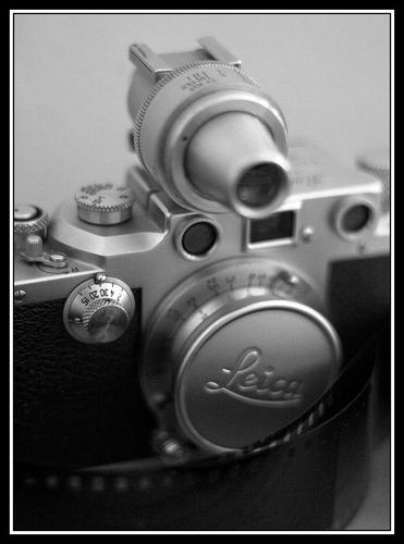 Name:  leica-350d-ftl50mm.jpg
Views: 150
Size:  20.0 KB