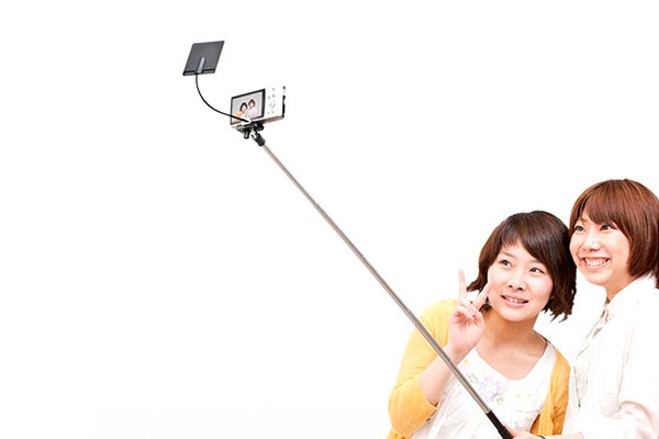 Name:  Zuckerberg_selfie_stick_kogan.jpg
Views: 196
Size:  20.5 KB