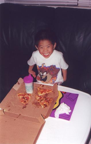 Name:  pizza eating Itty (3).jpg
Views: 58
Size:  17.0 KB