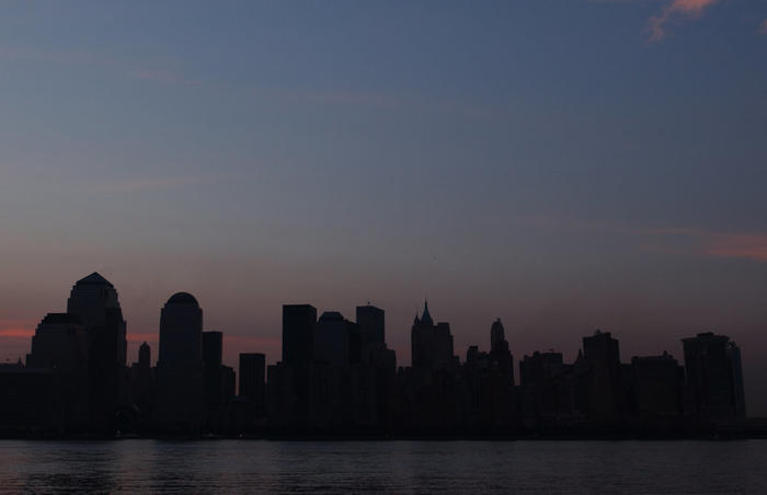 Name:  power outage nyc.jpg
Views: 161
Size:  14.1 KB