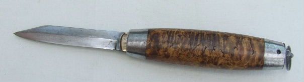 Name:  antique-swedish-eskilstuna-folding-barrel-clasp-knife-segerstrom.-ref.no.d1711-1878-p.jpg
Views: 113
Size:  11.9 KB