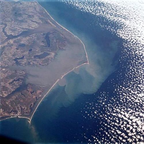 Name:  outer banks from space.jpg
Views: 564
Size:  51.7 KB