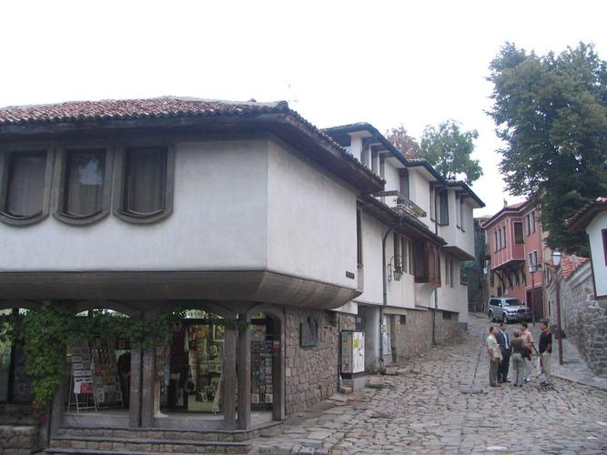 Name:  plovdiv_bulgaria4.jpg
Views: 226
Size:  49.3 KB