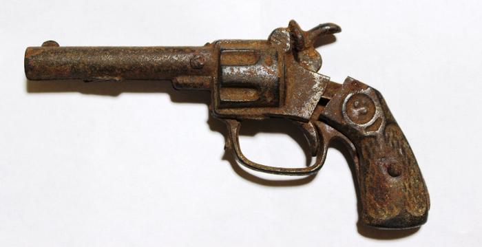 Name:  Grandfather's Toy Pistol-Before (2).jpg
Views: 231
Size:  23.0 KB