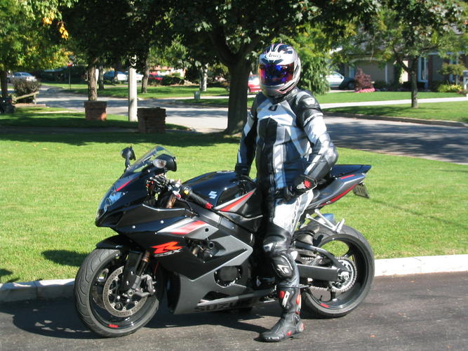 Name:  2005 GSXR 001.jpg
Views: 229
Size:  81.0 KB