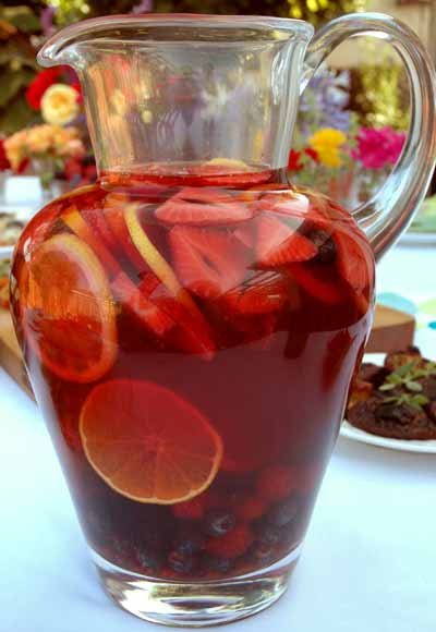 Name:  rose-geranium-sangria.jpg
Views: 133
Size:  22.2 KB