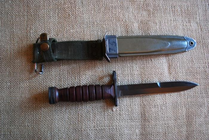 Name:  M8A1 WWII Bayonet  (2).jpg
Views: 277
Size:  85.6 KB