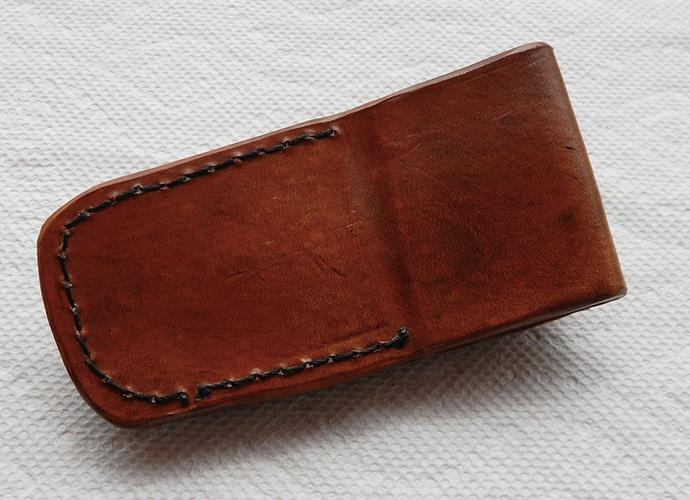 Name:  Schrade Sheffield Handmade Leather Case (12).jpg
Views: 85
Size:  51.9 KB