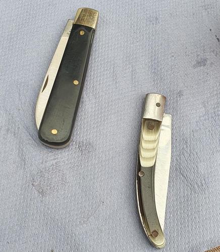 A Vintage Pocket Knife/penknife/folding Knife in the Shape,  UK
