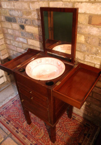 Name:  rosewood_signed_for_and_washstand_015.jpg
Views: 575
Size:  36.1 KB