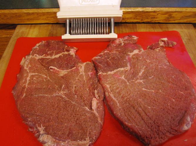Name:  Country Fried Steak 001.jpg
Views: 134
Size:  52.3 KB