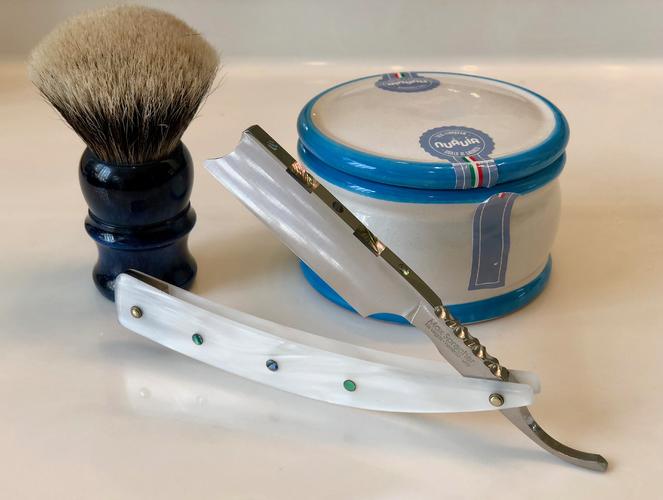 Name:  SOTD_120318 Max 8:8 Abalone Spine Nuvia Blu Declaration Franklin.jpg
Views: 167
Size:  61.4 KB