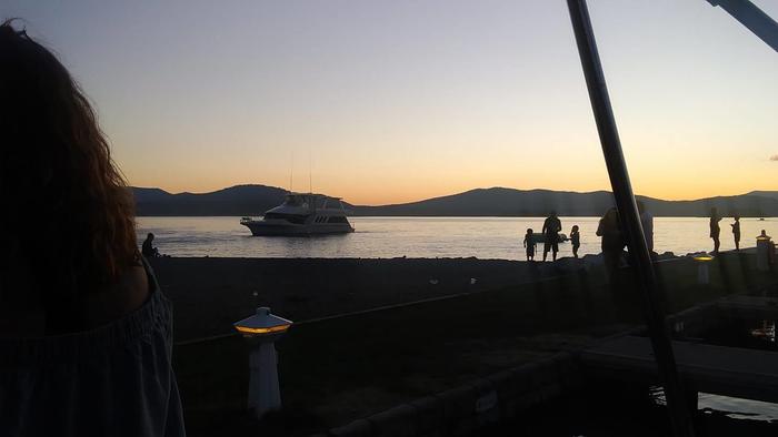 Name:  Sunset over Meridian Yacht.jpg
Views: 185
Size:  22.7 KB