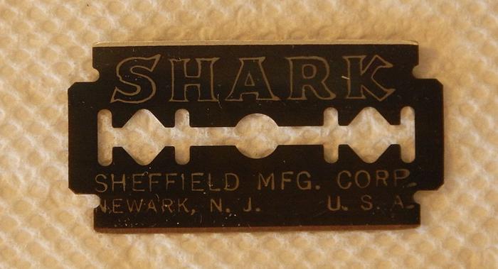 Name:  Vintage Shark DE Safety Razor Blades (2).jpg
Views: 1263
Size:  35.3 KB