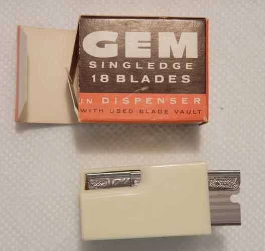 Name:  GEM Single Edge Safety Razor Blades (4).jpg
Views: 354
Size:  29.0 KB