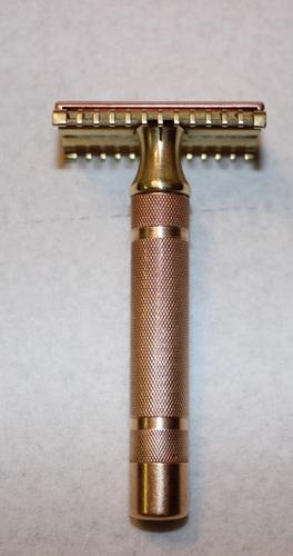 Name:  Gillette razor brass comb (10).jpg
Views: 501
Size:  15.5 KB