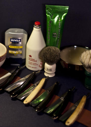Name:  all shave gear.jpg
Views: 264
Size:  27.2 KB