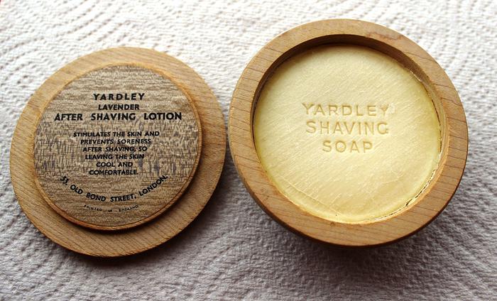 Name:  Yardley Lavender Soap-Vintage (11).jpg
Views: 441
Size:  65.7 KB