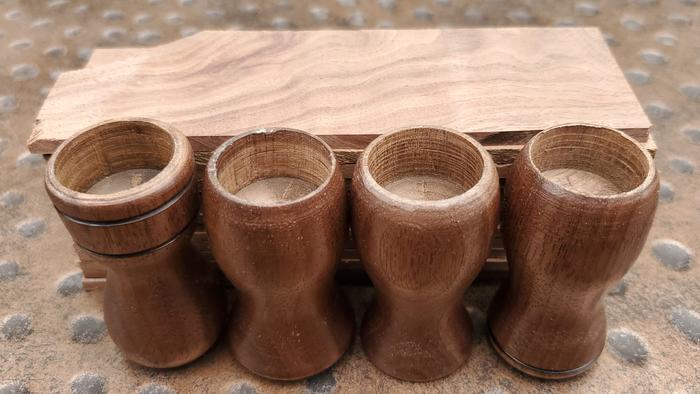 Name:  Walnut Brush Handles and Scale Blanks.jpg
Views: 97
Size:  42.2 KB